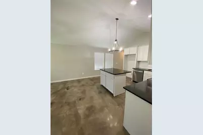 1017 S Scullin Avenue, Denison, TX 75020 - Photo 3