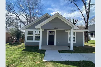 1017 S Scullin Avenue, Denison, TX 75020 - Photo 1