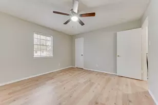 1728 Sanford, Arlington, TX 76012 - Photo 9