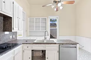 504 W Knox St, Ennis, TX 75119 - Photo 27