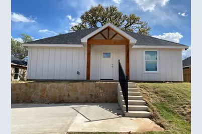 420 E Shepherd Street, Denison, TX 75021 - Photo 1