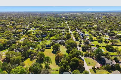 370 Oakview Drive, Double Oak, TX 75077 - Photo 11