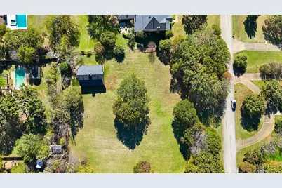 370 Oakview Drive, Double Oak, TX 75077 - Photo 17
