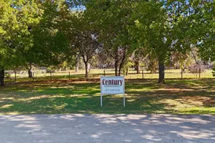 370 Oakview Dr, Double Oak, TX 75077 - Photo 1