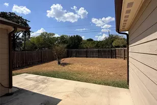1401 Macy Ln, Dallas, TX 75253 - Photo 19