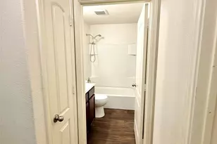 1401 Macy Ln, Dallas, TX 75253 - Photo 5