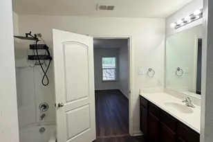 1401 Macy Ln, Dallas, TX 75253 - Photo 17