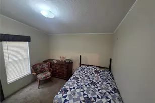 237 High Bluff Dr, Bridgeport, TX 76426 - Photo 15