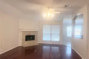 529 Laredo Dr, Murphy, TX 75094 - Photo 5