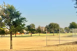 529 Laredo Dr, Murphy, TX 75094 - Photo 29