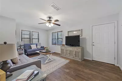 2104 Columbus Avenue, Waco, TX 76701 - Photo 9