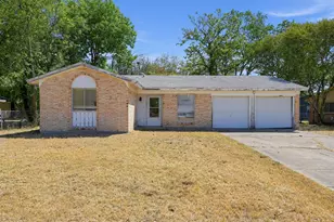 4604 Navajo Trail, Balch Springs, TX 75180 - Photo 1