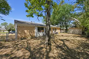 4604 Navajo Trail, Balch Springs, TX 75180 - Photo 29