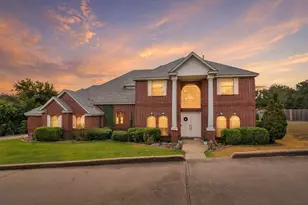 333 Coach House Cir, Fort Worth, TX 76108 - Photo 1