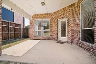 2426 Club Creek Blvd, Garland, TX 75043 - Photo 25
