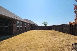 10318 Thunderwood Dr, Aubrey, TX 76227 - Photo 7