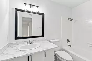 12484 Abrams Rd, Dallas, TX 75243 - Photo 19