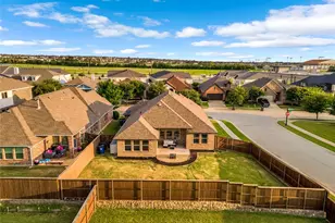 515 Barnstorm Dr, Celina, TX 75009 - Photo 29