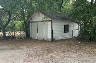 314 Kaufman St, Waxahachie, TX 75165 - Photo 17