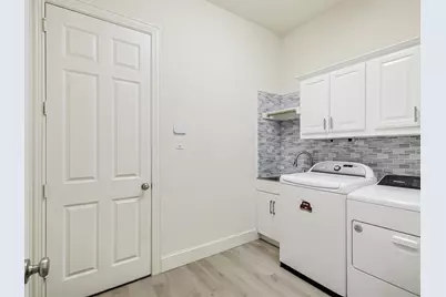 8841 Sutton Drive, Frisco, TX 75035 - Photo 7