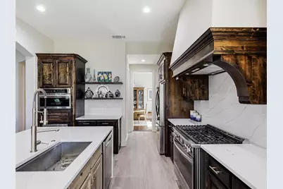 8841 Sutton Drive, Frisco, TX 75035 - Photo 13