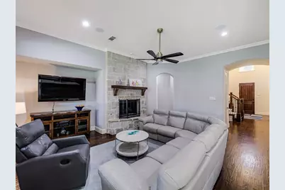 8841 Sutton Drive, Frisco, TX 75035 - Photo 19