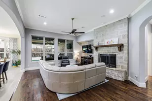 8841 Sutton Dr, Frisco, TX 75035 - Photo 17
