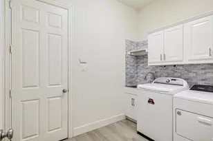 8841 Sutton Dr, Frisco, TX 75035 - Photo 7