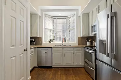 4231 Holland Avenue #D, Dallas, TX 75219 - Photo 9