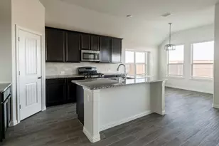 6225 Sutton Fields Trail, Aubrey, TX 76227 - Photo 11