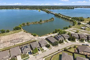 2025 Lake Front Trl, Garland, TX 75043 - Photo 33