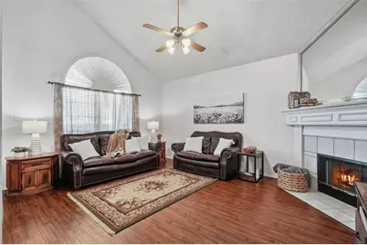 5004 Ridgefield Court, Arlington, TX 76017 - Photo 7
