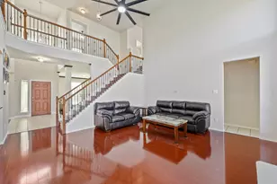 5828 Ivy Glen Dr, Grand Prairie, TX 75052 - Photo 3