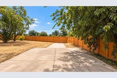 3105 Brincrest Drive, Farmers Branch, TX 75234 - Photo 33