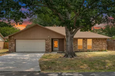 1909 Oak Hill Drive, Corinth, TX 76210 - Photo 1