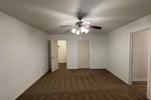 909 Parkplace Ridge, Princeton, TX 75407 - Photo 11