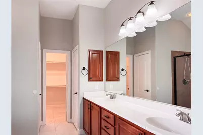 2311 Collin Drive, Grand Prairie, TX 75052 - Photo 17