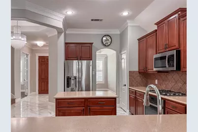 2311 Collin Drive, Grand Prairie, TX 75052 - Photo 11