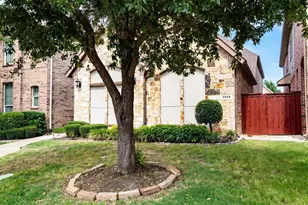 2459 Embleton Dr, Lewisville, TX 75067 - Photo 5