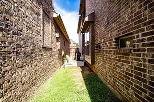 2459 Embleton Dr, Lewisville, TX 75067 - Photo 27