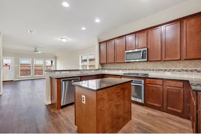 725 Bird Creek Drive, Little Elm, TX 75068 - Photo 11