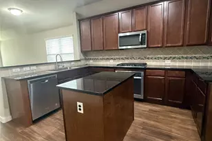 725 Bird Creek Dr, Little Elm, TX 75068 - Photo 5