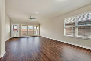 725 Bird Creek Dr, Little Elm, TX 75068 - Photo 5