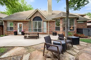 2014 Marie Weldon Ln, Arlington, TX 76001 - Photo 35