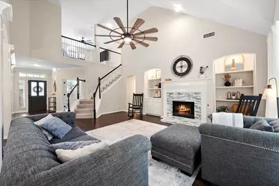 2014 Marie Weldon Lane, Arlington, TX 76001 - Photo 11