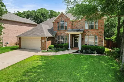 2014 Marie Weldon Lane, Arlington, TX 76001 - Photo 1