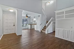 2101 Park Willow Ln, Arlington, TX 76011 - Photo 1