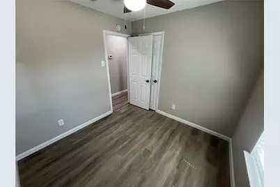 9615 Oak Gate Lane, Dallas, TX 75217 - Photo 13