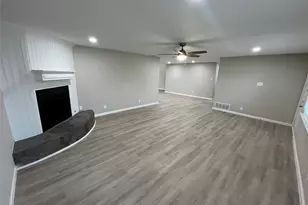 1831 Moonbeam Ln, Carrollton, TX 75006 - Photo 5