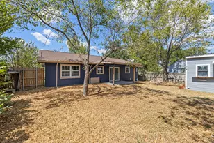 204 N 3rd St, Celeste, TX 75423 - Photo 33